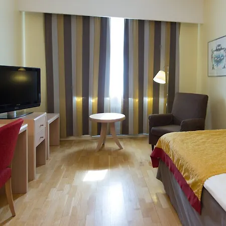 Hotel Original Sokos Vaakuna 4*